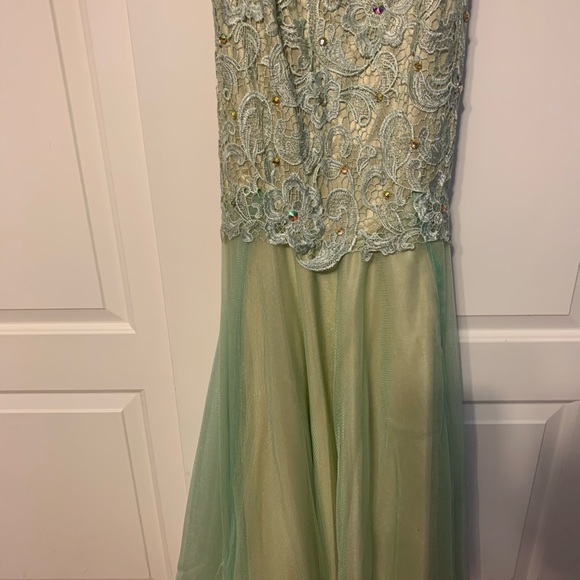 Mint green prom dress - Picture 3 of 4